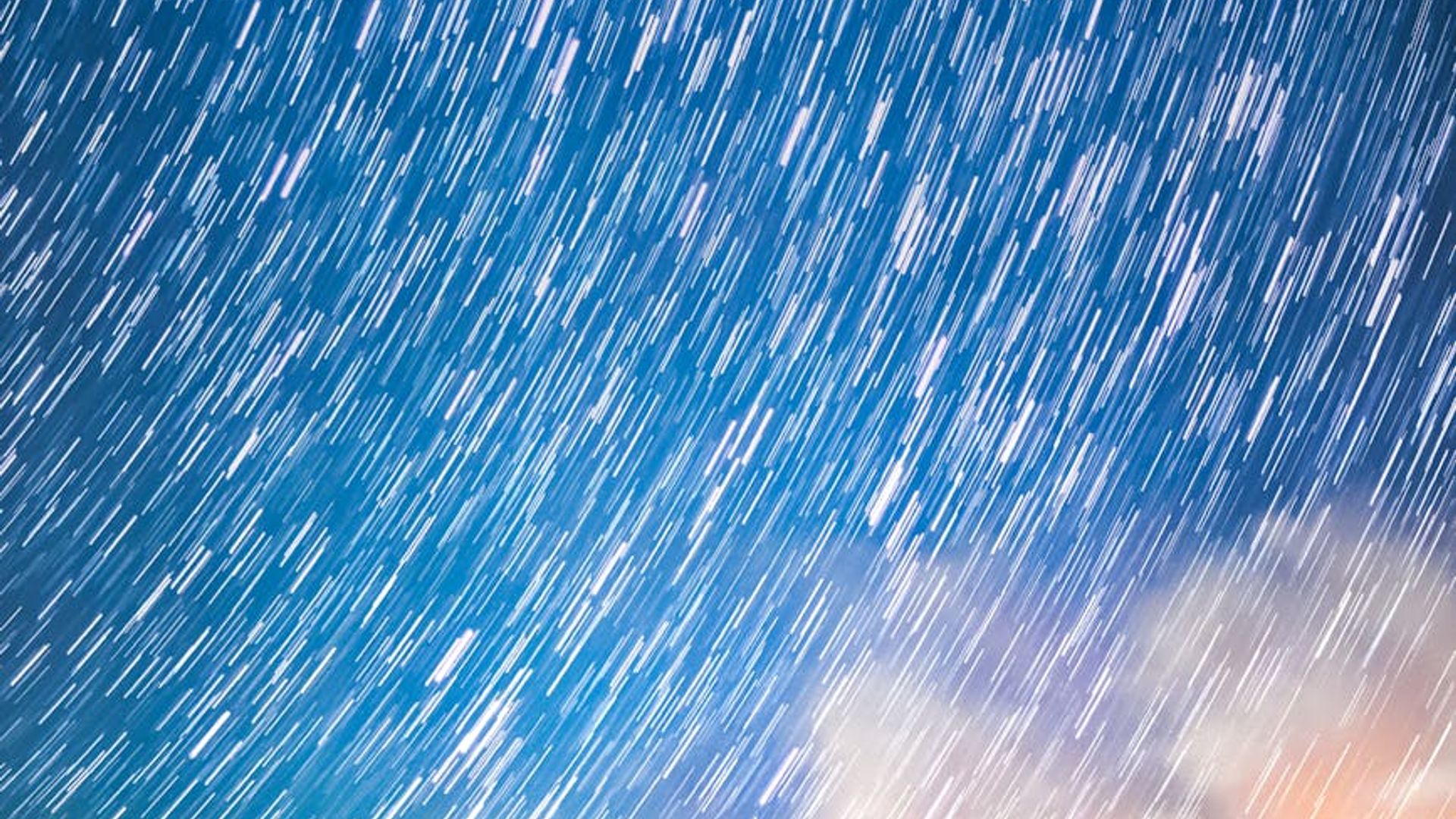 Abstract serene background suggesting space for movement and calm.